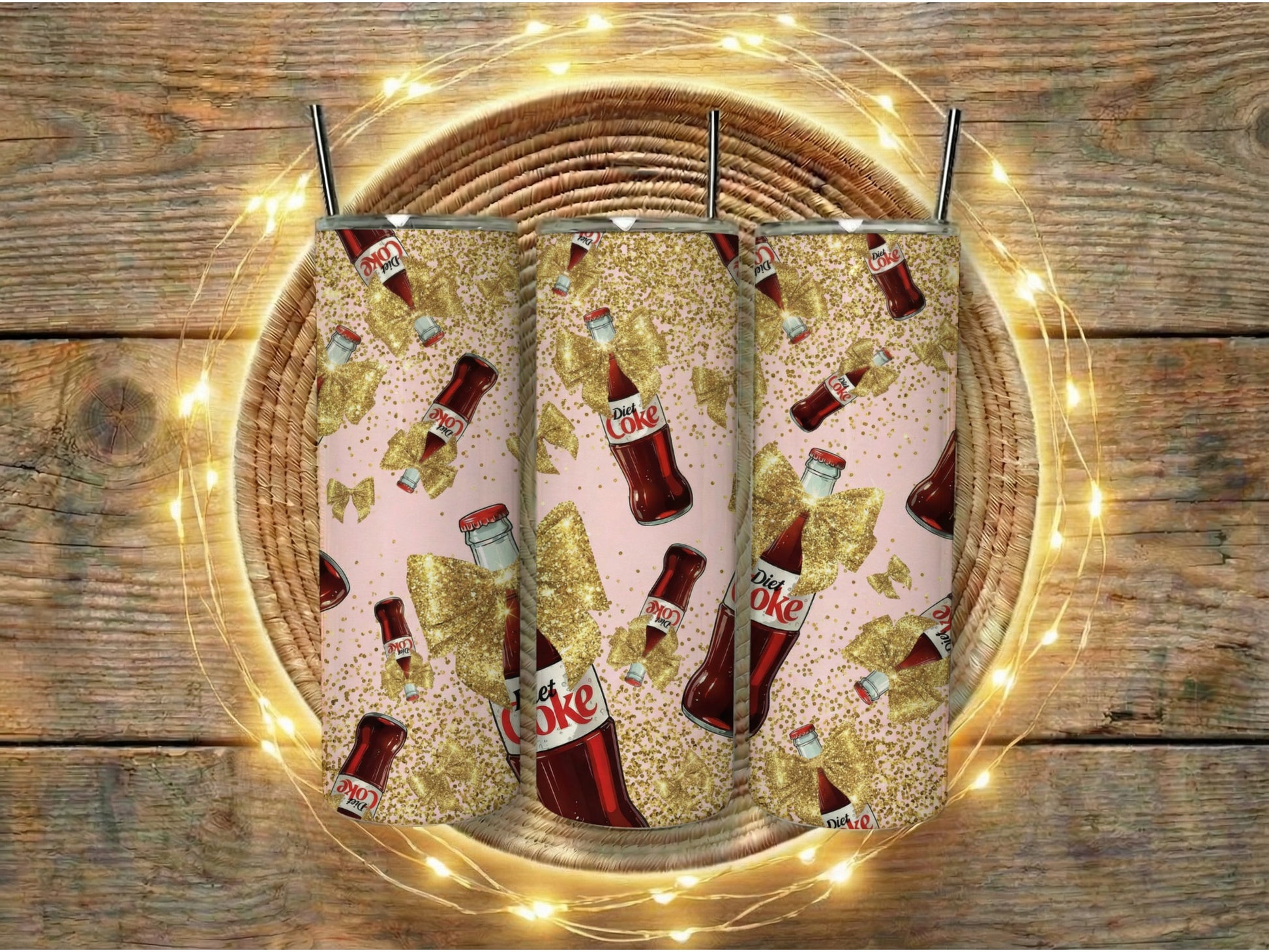 Festive Coke Can Christmas Pattern Basket Liner, Holiday Dining Decor, Sparkling Table Accessory